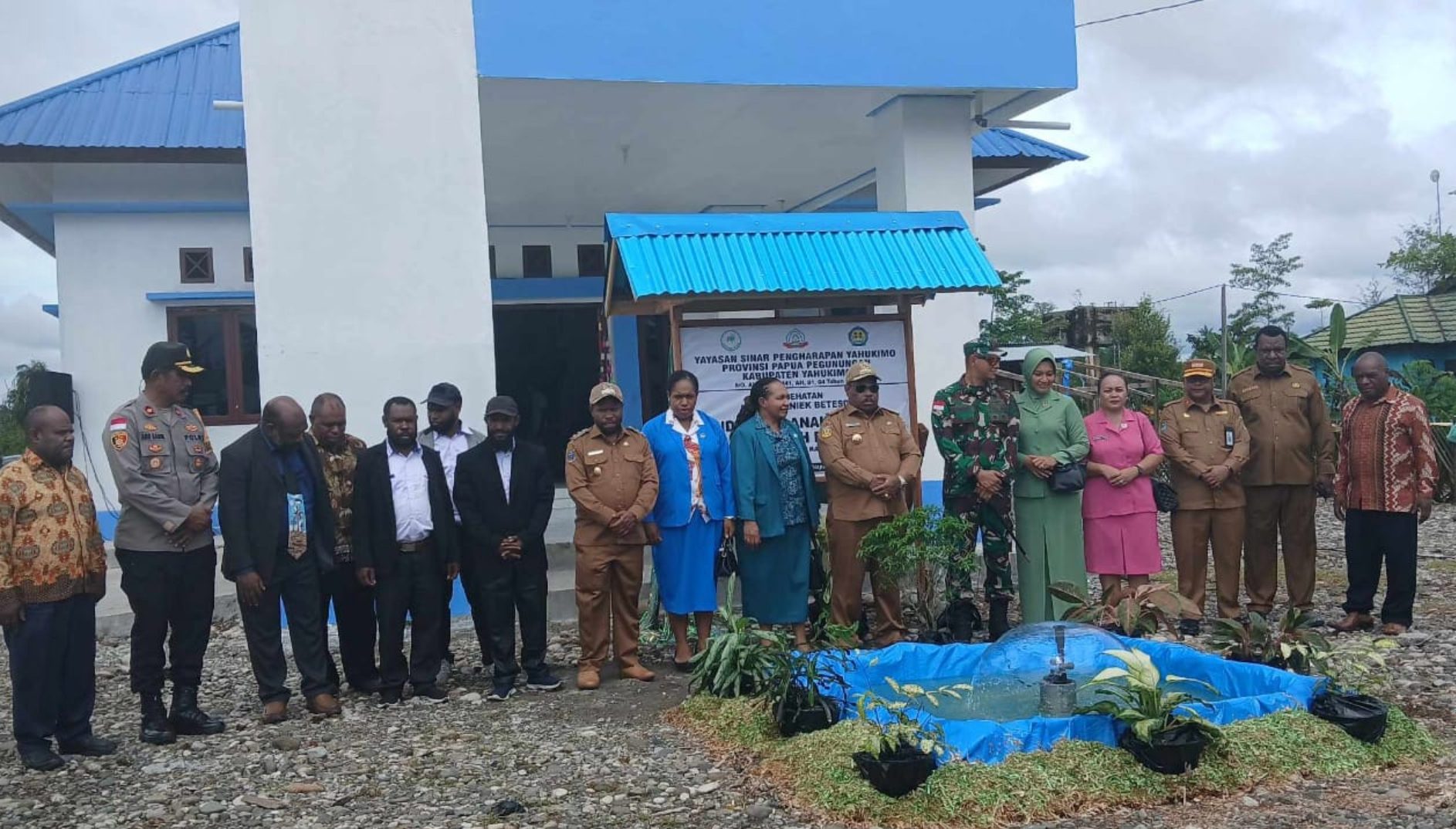 Kegiatan imunisasi di komunitas Yahukimo